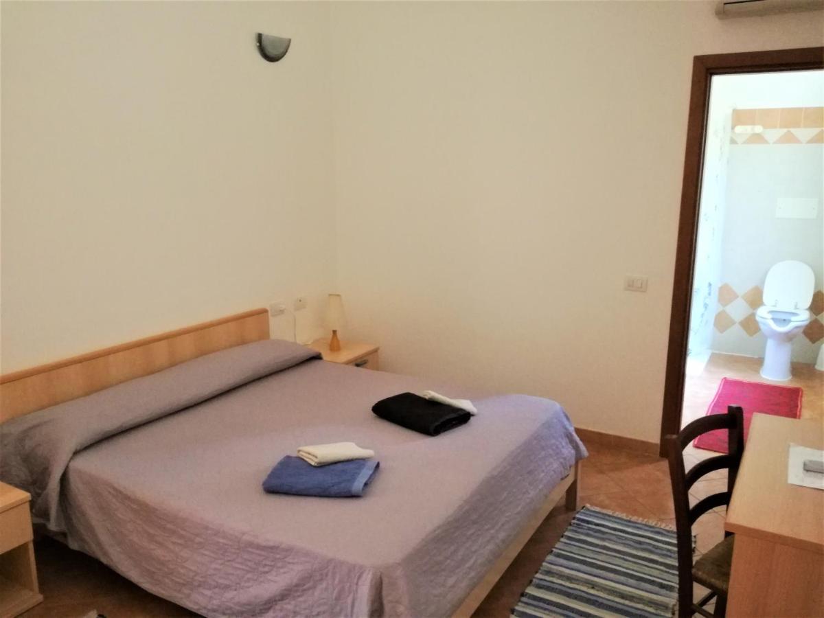 Il Lentischio Del Sinis Villa Putzu Idu Exterior foto